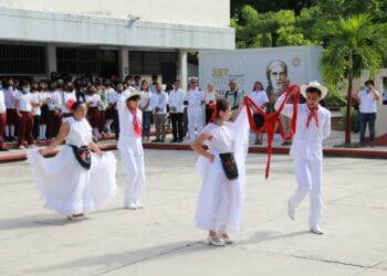 Conmemoran en Benito Juárez Natalicio de José María Morelos y Pavón