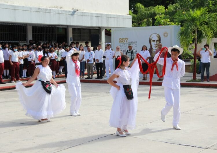 Conmemoran en Benito Juárez Natalicio de José María Morelos y Pavón