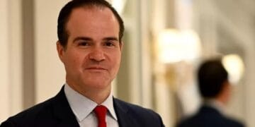 Destituyen a Mauricio Claver-Carone, presidente del BID por beneficiar a una subordinada