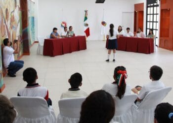 Realizan en Cancún elección de “Cabildo Infantil por un Día”
