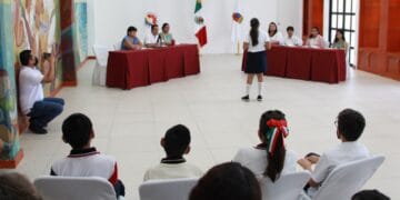 Realizan en Cancún elección de “Cabildo Infantil por un Día”