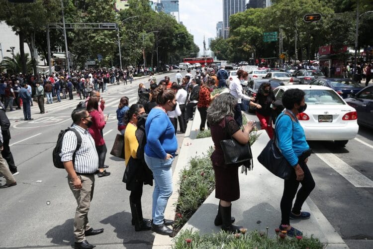 Sin muertes que lamentar luego de sismo durante esta tarde: AMLO