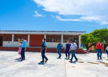 Supervisan refugios anticiclónicos en Isla Mujeres