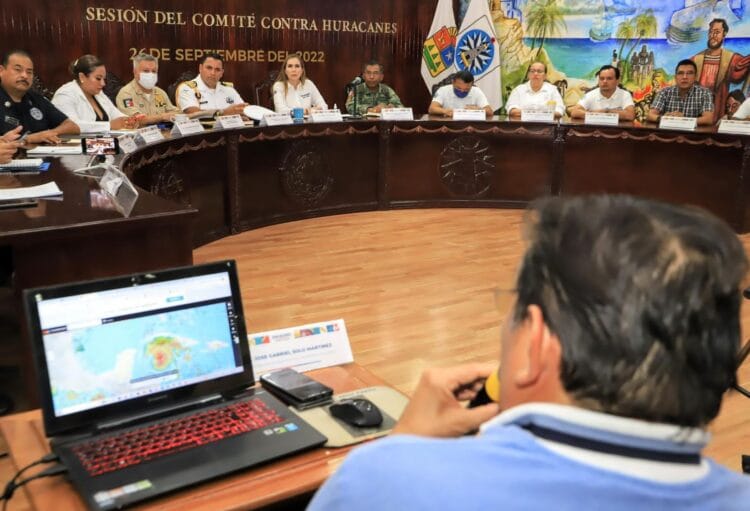 Encabeza Atenea Gómez primera sesión del Comité Operativo Municipal “Fenómenos Hidrometeorológicos 2022”