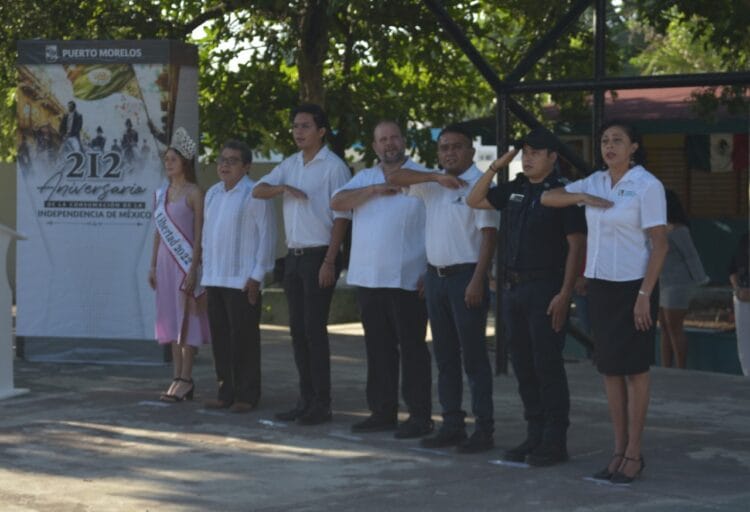 Conmemoran autoridades de Puerto Morelos el 201 Aniversario de la Consumación de la Independencia de México