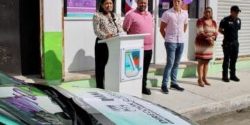 Instala Blanca Merari el módulo del Punto Violeta en Puerto Morelos