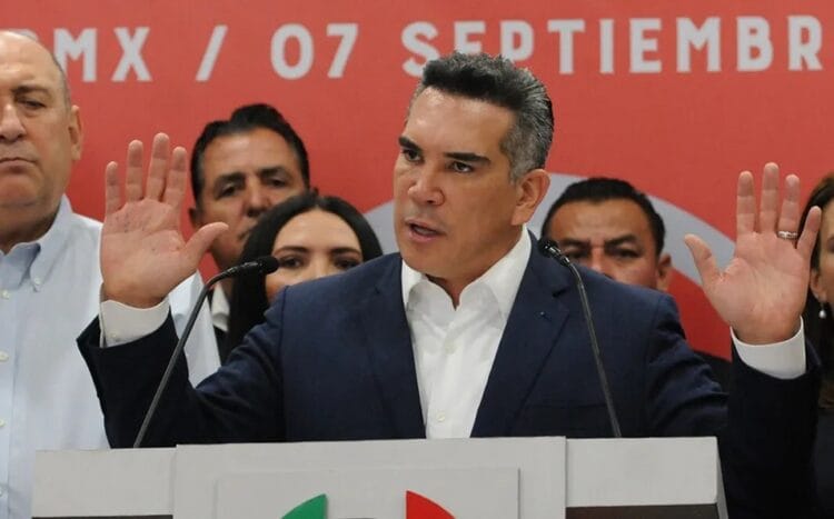 "No hay forma de ganar separados"; pide Alejandro Moreno a PAN y PRD mantener alianza