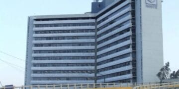 Limpia de corrupción en el ISSSTE es con apoyo de la Secretaría de Seguridad por amenazas: AMLO