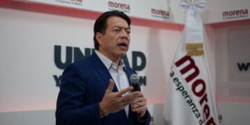 Sin el INE, Morena realizará consulta sobre militarización: Mario Delgado