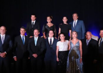 Respalda gobierno de Benito Juárez nueva Mesa Directiva del CCE