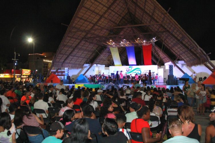Inicia con éxito el Festival Internacional de Música Cancún