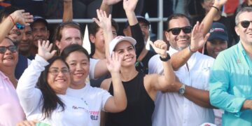 Agradece Ana Patricia Peralta a cancunenses y Aquaworld por cuidado del Canal Nizuc