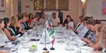 Encabeza Ana Patricia Peralta apertura al diálogo cámaras empresariales
