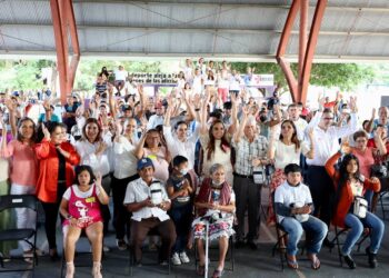 Fortalece Ana Paty Peralta salud de los cancunenses