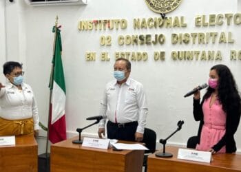 Rinde protesta Ana Aceves como vocal en la Junta Distrital 02 del INE Quintana Roo