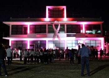 Gobierno de Puerto Morelos pone en marcha acciones con motivo del Mes Rosa