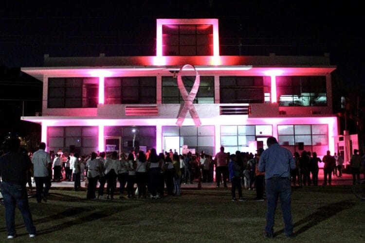 Gobierno de Puerto Morelos pone en marcha acciones con motivo del Mes Rosa