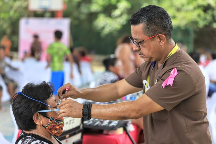 Llega la Brigada de Salud Rosa a la Zona Continental de Isla Mujeres