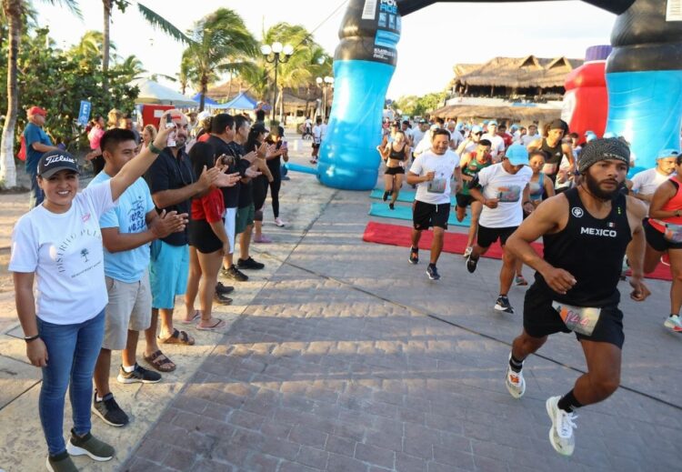 Puerto Morelos vive domingo deportivo y de sana convivencia con carrera atlética