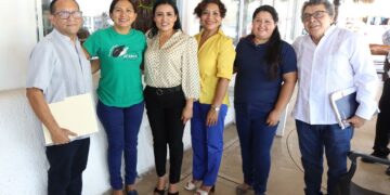 Reafirma Blanca Merari compromiso con el sector educativo de Puerto Morelos