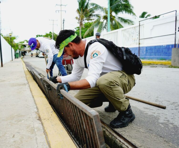 Sigue Atenea Gómez con trabajos preventivos para evitar encharcamientos e inundaciones tras lluvias registradas en las últimas horas