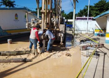 Cumple Blanca Merari a los alumnos de la primaria “Simón Bolívar” de Leona Vicario