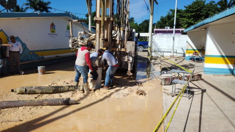 Cumple Blanca Merari a los alumnos de la primaria “Simón Bolívar” de Leona Vicario
