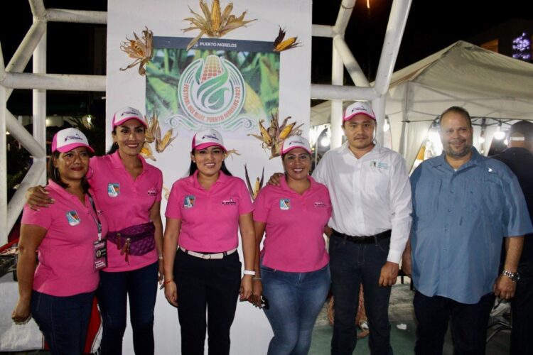 Inaugura Blanca Merari el Mercadito Nocturno de las Mujeres Emprendedoras y el Festival del Maíz