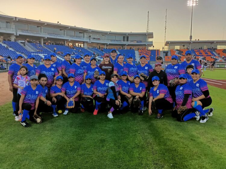 Impulsa Atenea Gómez el deporte femenil en Isla Mujeres para lograr el empoderamiento de las mujeres