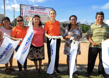 Recupera y dignifica Atenea Gómez espacios públicos para la sana convivencia familiar y disfrute de turistas