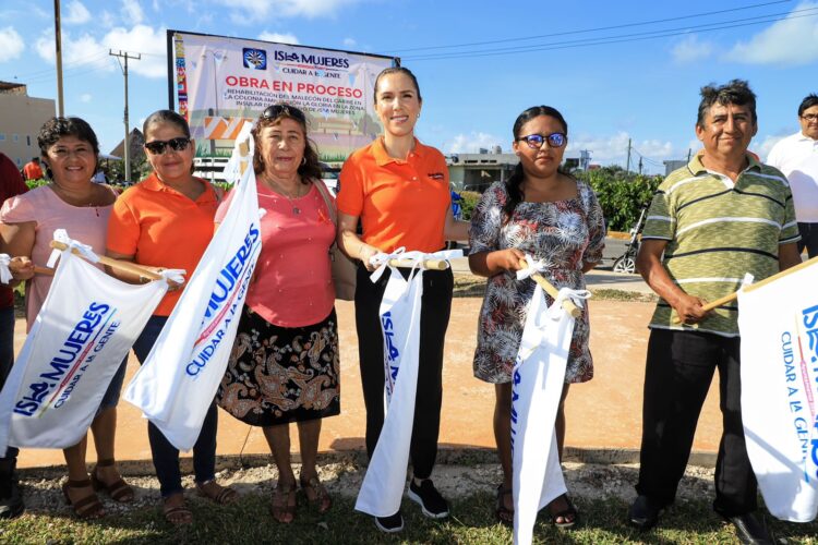 Recupera y dignifica Atenea Gómez espacios públicos para la sana convivencia familiar y disfrute de turistas