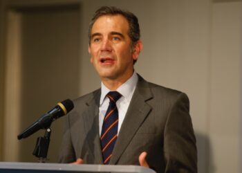 Gracias al INE mexicanos no se matan en la disputa política: Lorenzo Córdova