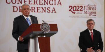 Nunca he usado demasiado efectivo, menos tarjetas, asegura AMLO