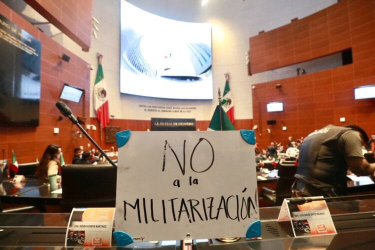 Presionan a senadores para aprobar permanencia militar, señala el PAN