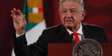 La mayoría de la población del sureste apoya al Tren Maya, reitera AMLO
