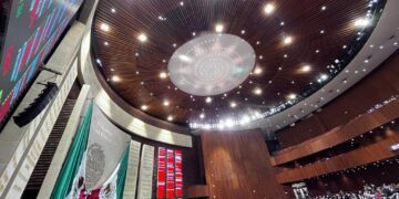 Aprueban diputados iniciativa del PVEM para explotación de delfines