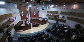 Institutos electorales no pueden suspender financiamiento a partidos, asegura el TEPJF