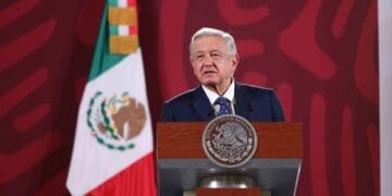 Claudia Sheinbaum, Marcelo Ebrard y Adán Augusto son como mis hermanos: AMLO