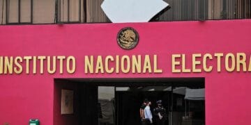 Votación para elegir a cuatro nuevos consejeros del INE se hará en abril de 2023: Morena