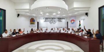 Avala Cabildo de Benito Juárez iniciativa de reducción a órganos autónomos
