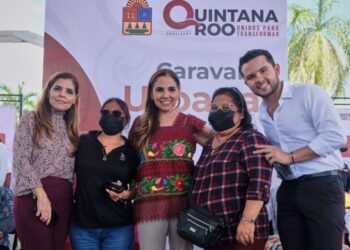 Lleva Mara Lezama al pueblo los servicios del gobierno