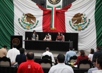 Analizarán en comisiones iniciativas de leyes de ingresos municipales y Paquete Fiscal 2023