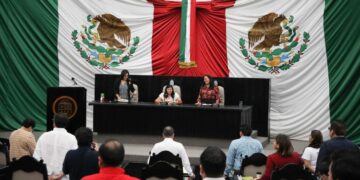 Analizarán en comisiones iniciativas de leyes de ingresos municipales y Paquete Fiscal 2023