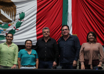 Comparecen ante el Congreso titulares de agua potable y de seguridad pública