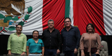 Comparecen ante el Congreso titulares de agua potable y de seguridad pública