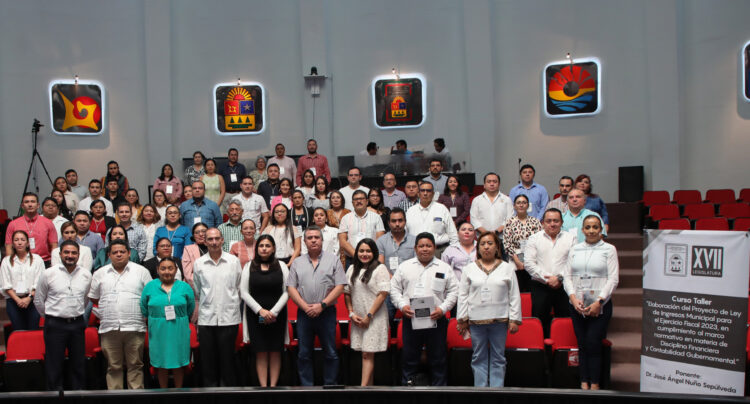 Imparten curso para elaboración de leyes de ingresos municipales