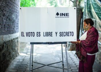 Apoyan dos de cada tres mexicanos la reforma electoral de AMLO
