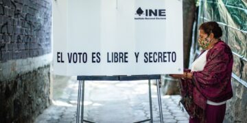 Apoyan dos de cada tres mexicanos la reforma electoral de AMLO