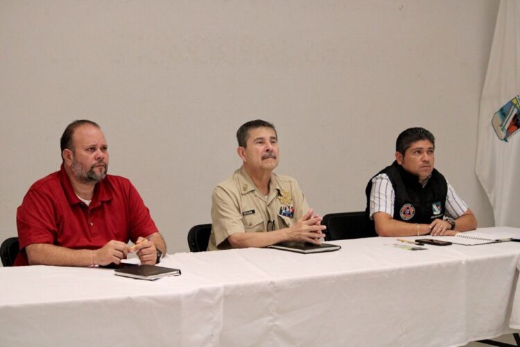 Mantiene Puerto Morelos medidas preventivas ante mal tiempo generado por el huracán "Lisa"