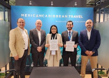 Blanca Merari firma convenio de colaboración con la Sedetur en el World Travel Market de Londres
